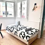 Urban Oasis Apartment *