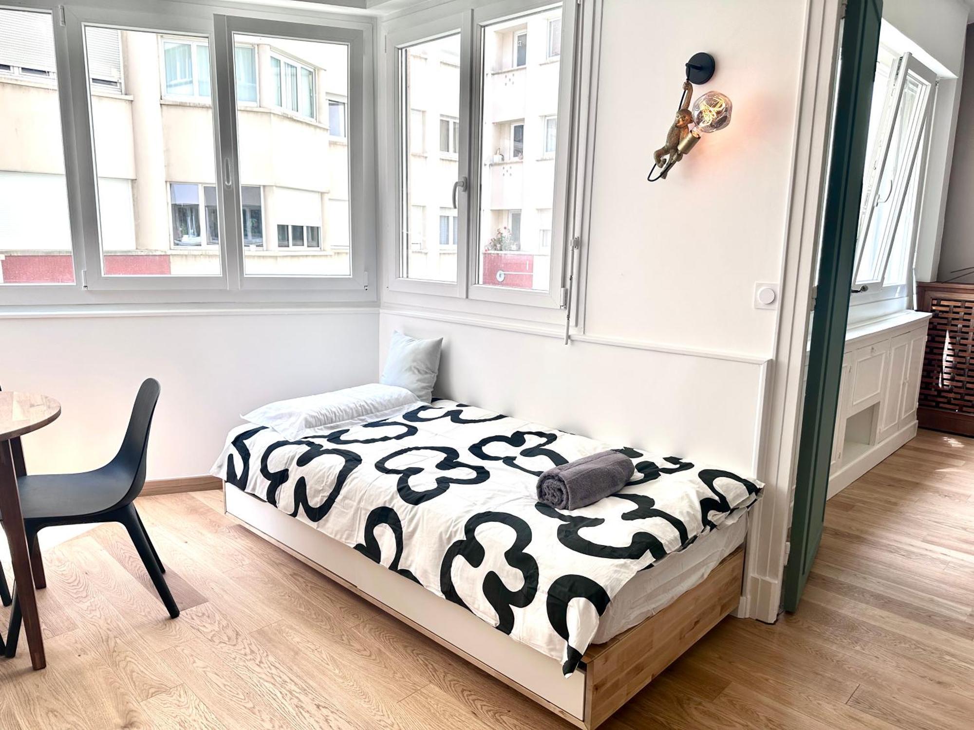 Urban Oasis Apartment *